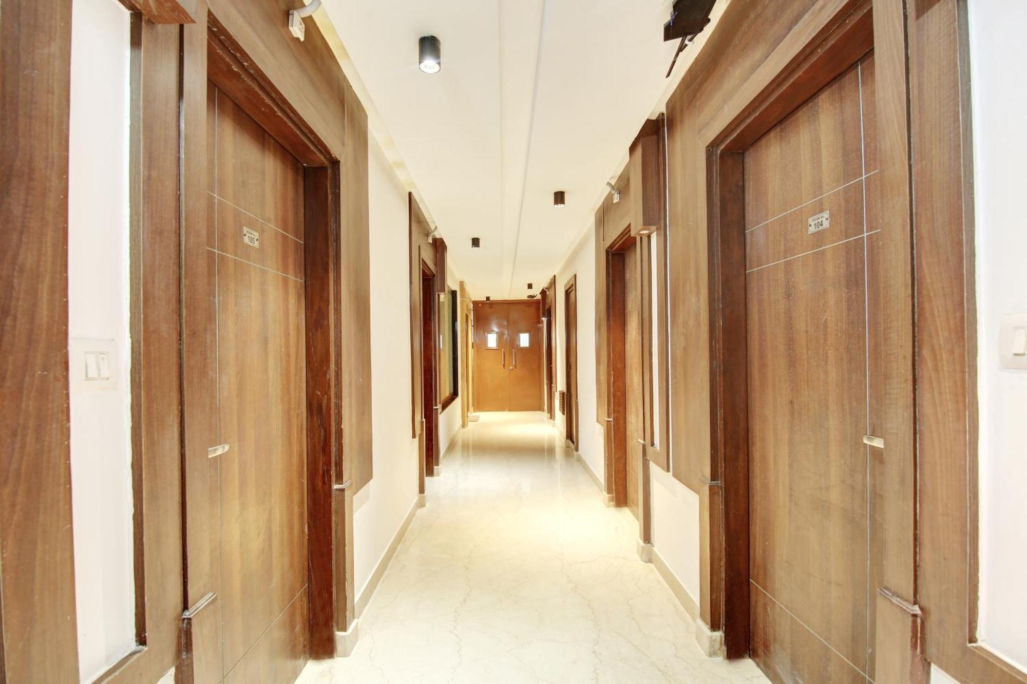 Hotel Neu Villa - Near Connaught Place & New Delhi Railway Station מראה חיצוני תמונה