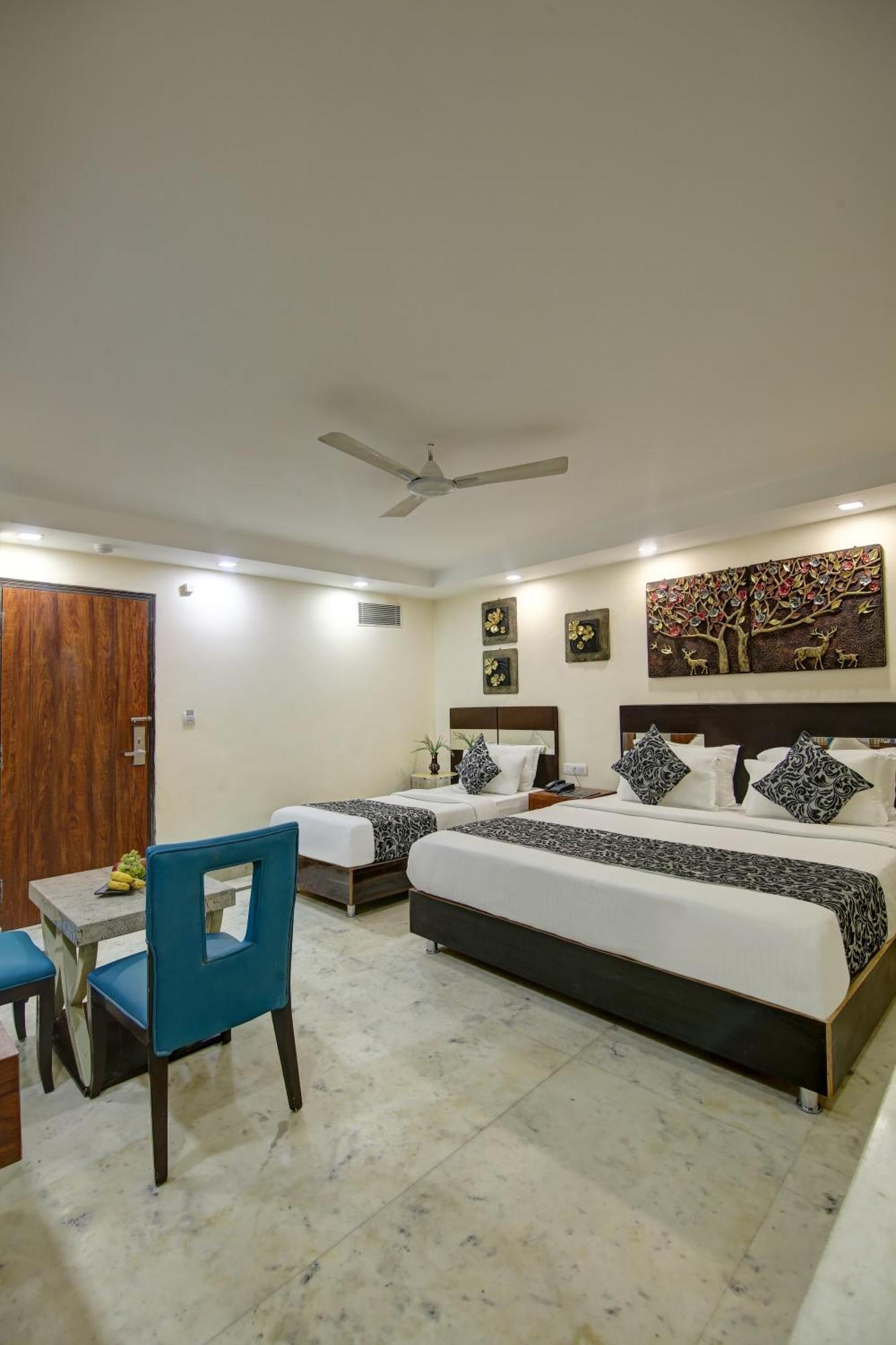Hotel Neu Villa - Near Connaught Place & New Delhi Railway Station מראה חיצוני תמונה